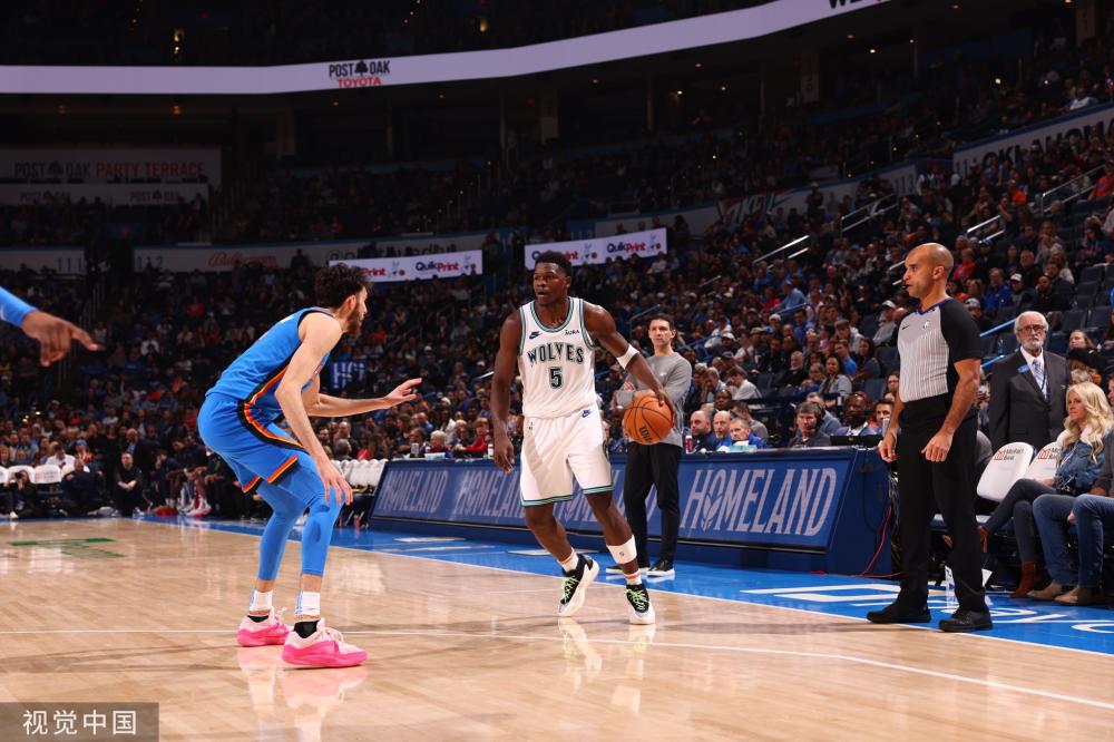 英媒：切尔西正与青训中场戴尔谈续约，想与他签一份长期合同