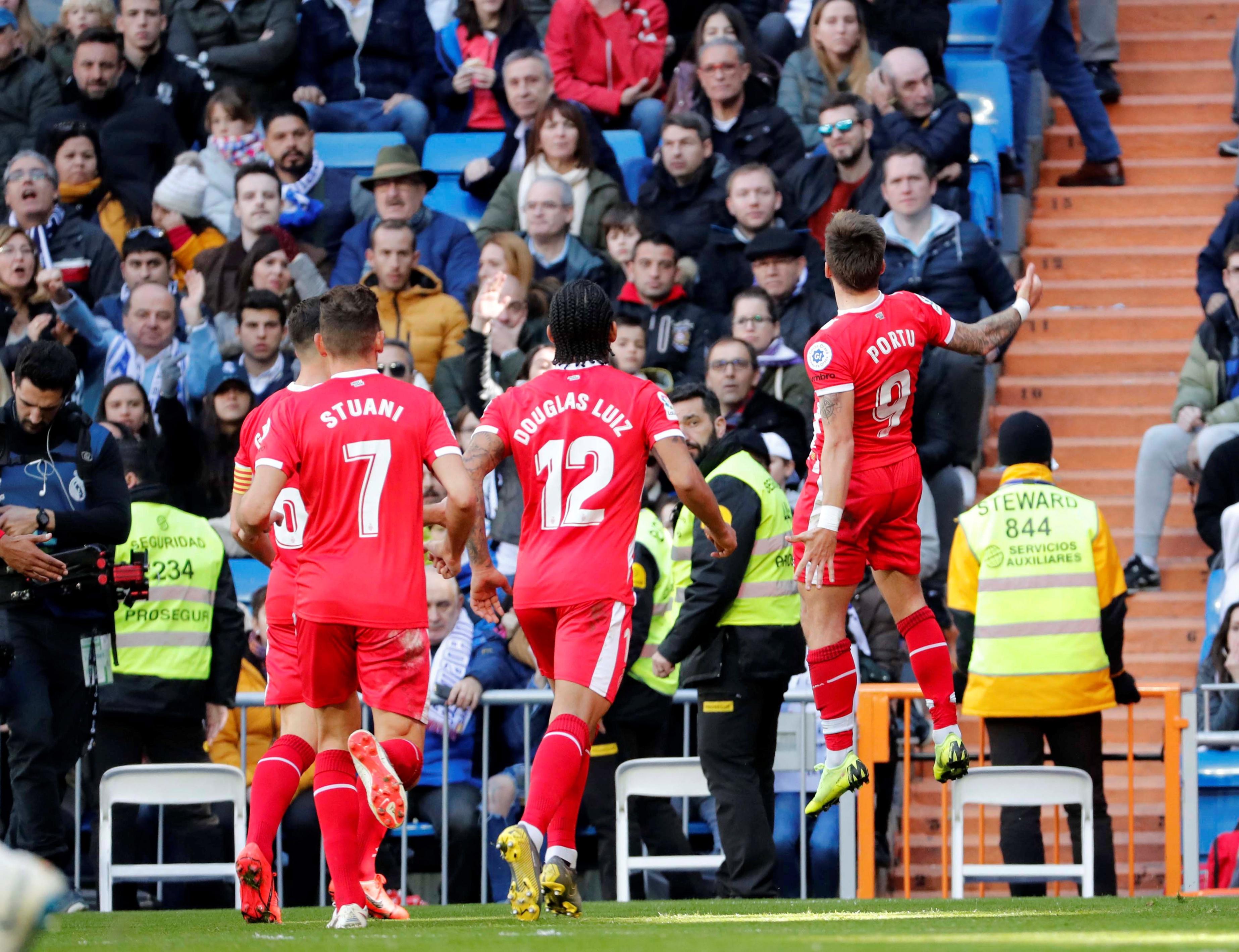 通过保持这 通过保持这